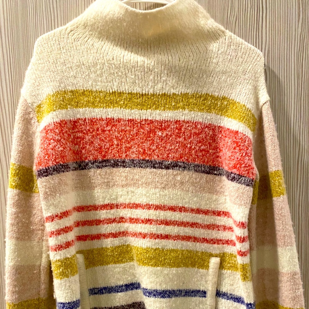 💚 SOLD 💚 Anthropologie Sweater